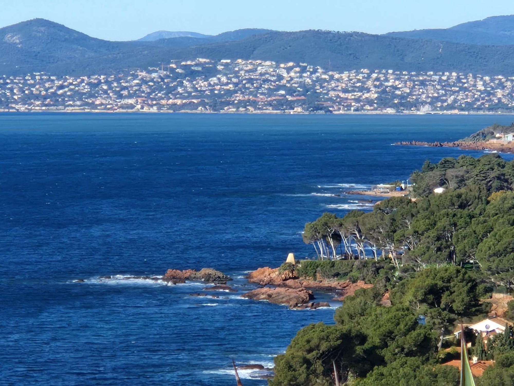 Duplex, Vue Panoramique Sur La Mediterranee, Piscine, Garage Saint-Raphaël المظهر الخارجي الصورة